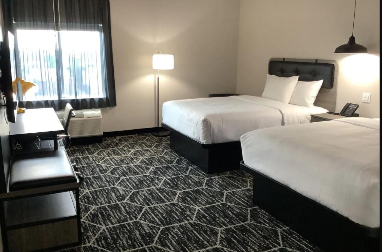 La Quinta Inn & Suites By Wyndham Corpus Christi Southeast ภายนอก รูปภาพ